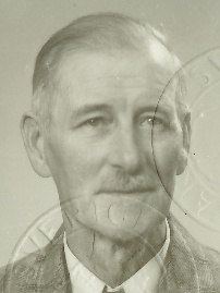 small-passport-photo-2.jpg