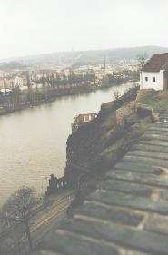 Slottet Vysehrad med utsikt över floden